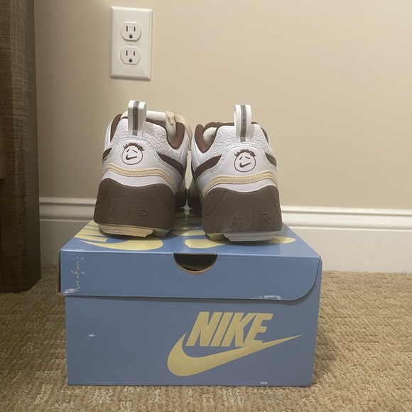 Travis Scott Nike Zoom Field Jaxx